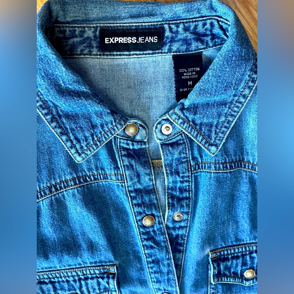 Vtg Express Womens Denim Pearl Snap Jean Boyfriend Button Up Shirt Med Western